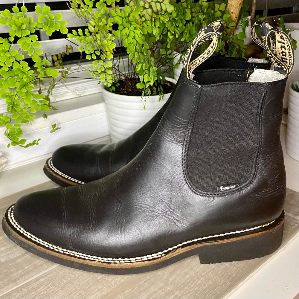 Falcon leather Chelsea boots
